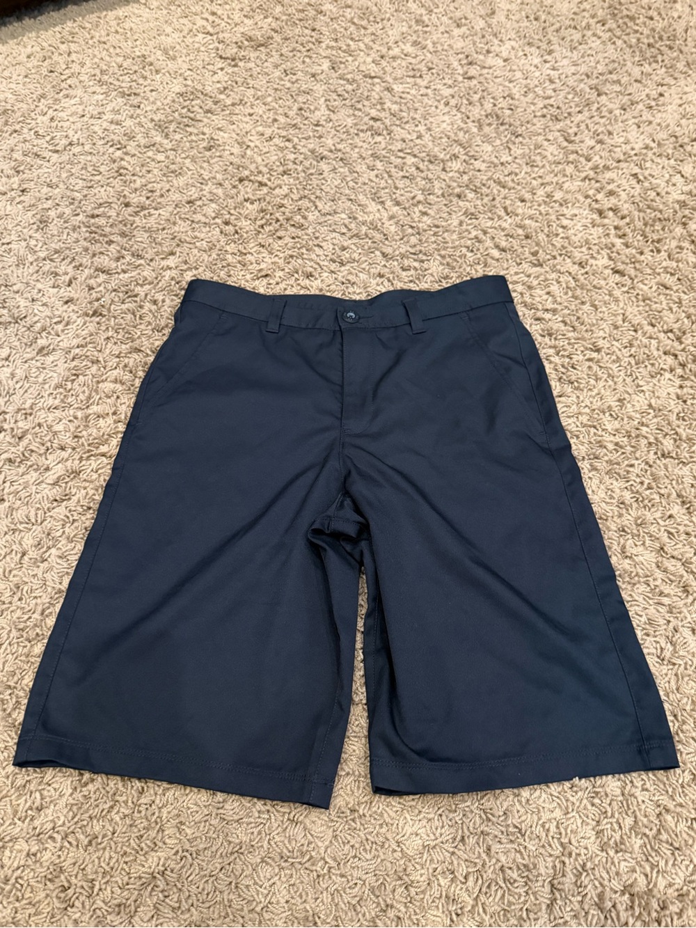 Under Armour black shorts
